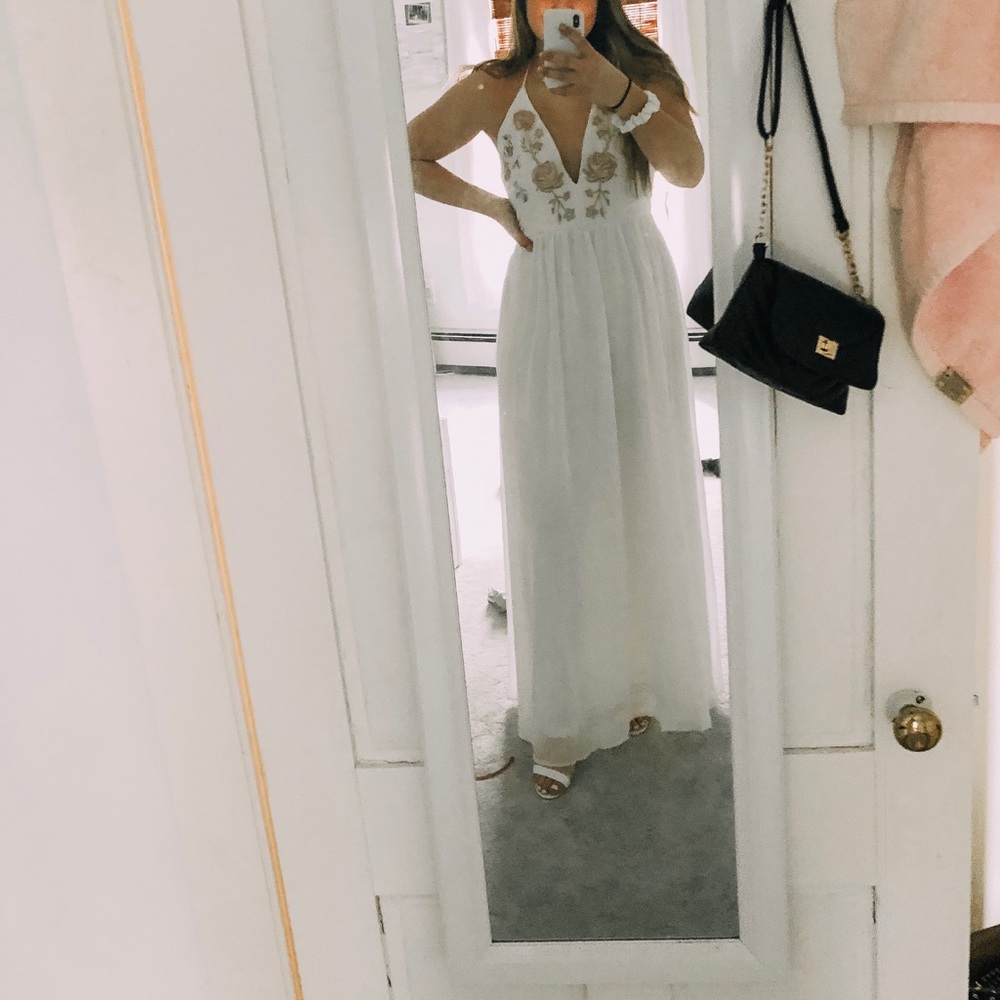 Cream/white long prom dress